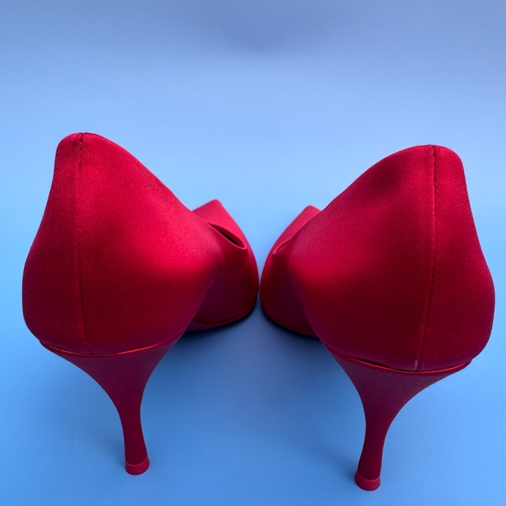 New Authentic PRADA Red Silk Pumps - Size US 7/EU 37 - Luxe Design - Orig box + - Picture 10 of 16